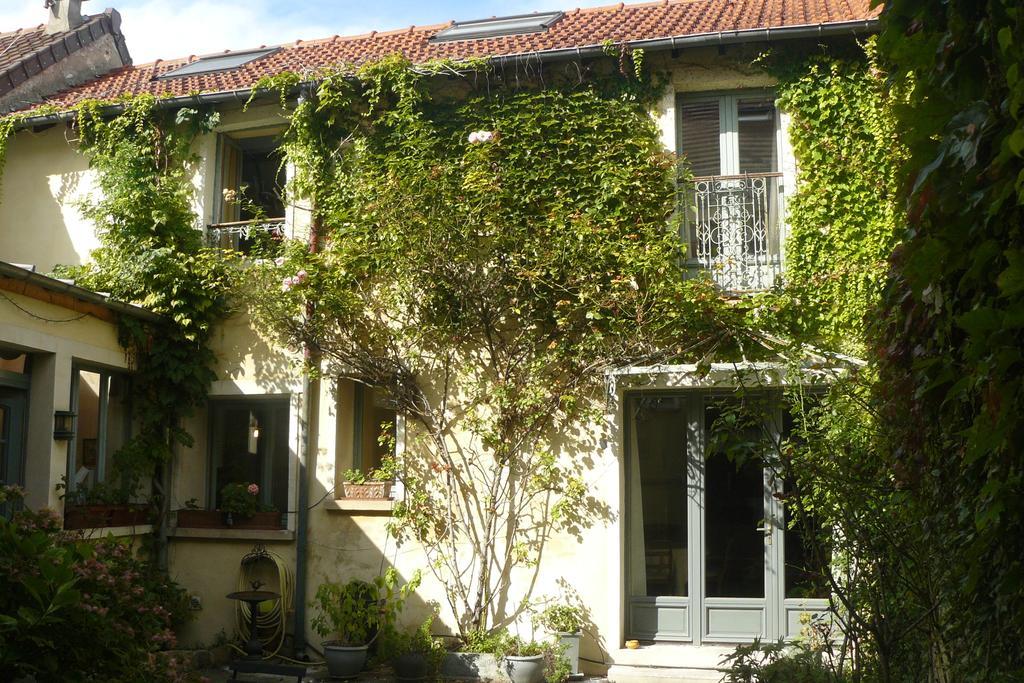 Porte De Paris Montesson Phòng bức ảnh