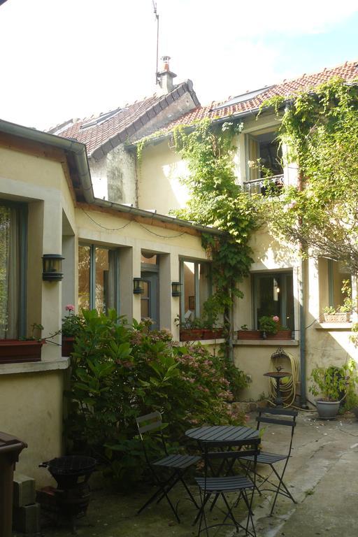 Porte De Paris Montesson Phòng bức ảnh